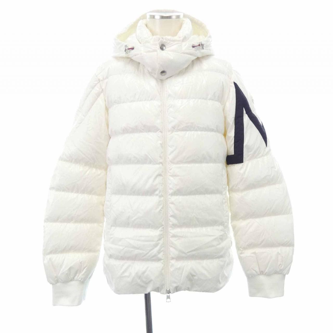 モンクレール MONCLER ダウンジャケット