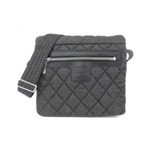 CHANEL shoulder bag