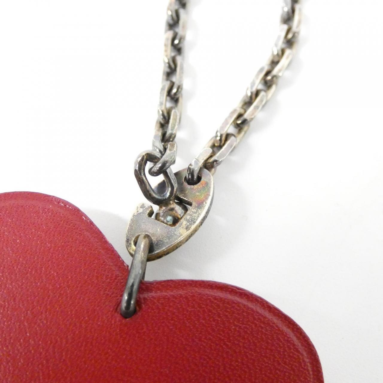 エルメス POMME フルーツ ポルト クレ 027890CA キーホルダー