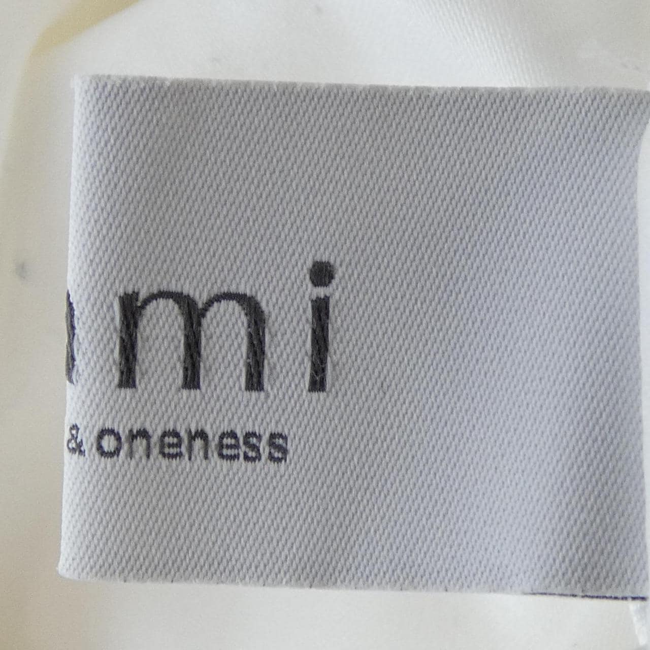 エミ emmi スカート