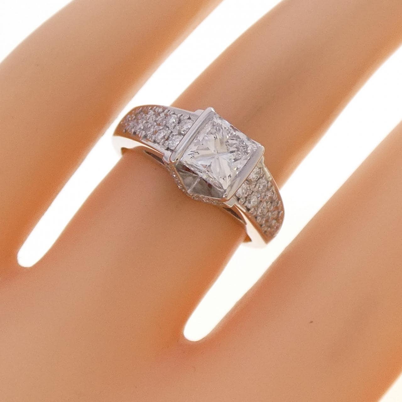 PT900 ダイヤモンド リング 1.015CT