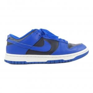 ナイキ NIKE スニーカー
