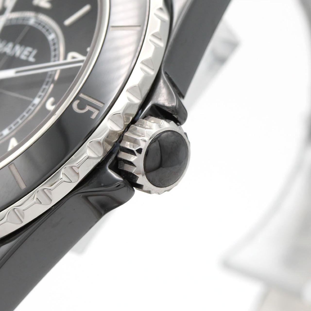 シャネル J12 キャリバー12.1 38mmセラミック H5697 セラミック 自動巻