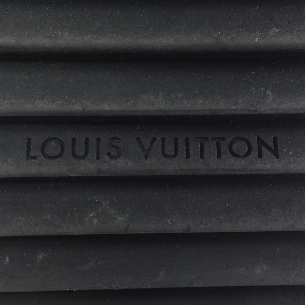 ルイヴィトン LOUIS VUITTON ロゴ スエード スノードロップライン ブーツ