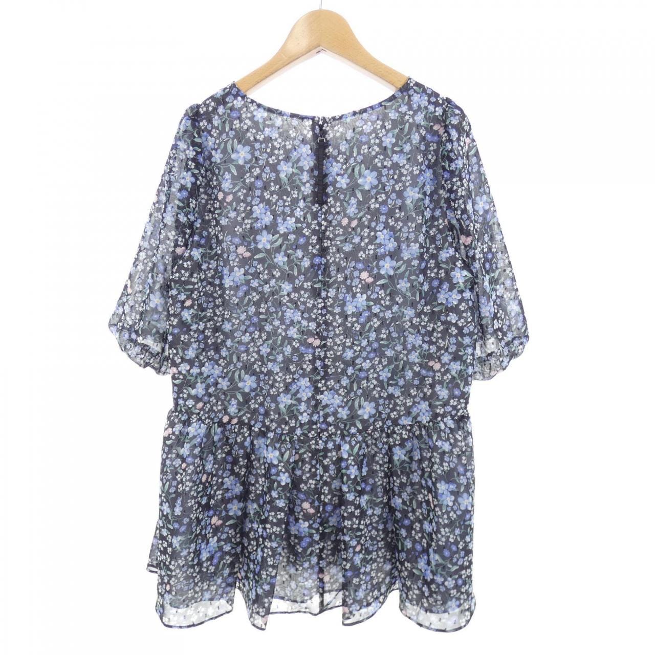 トゥービーシック TO BE CHIC トップス