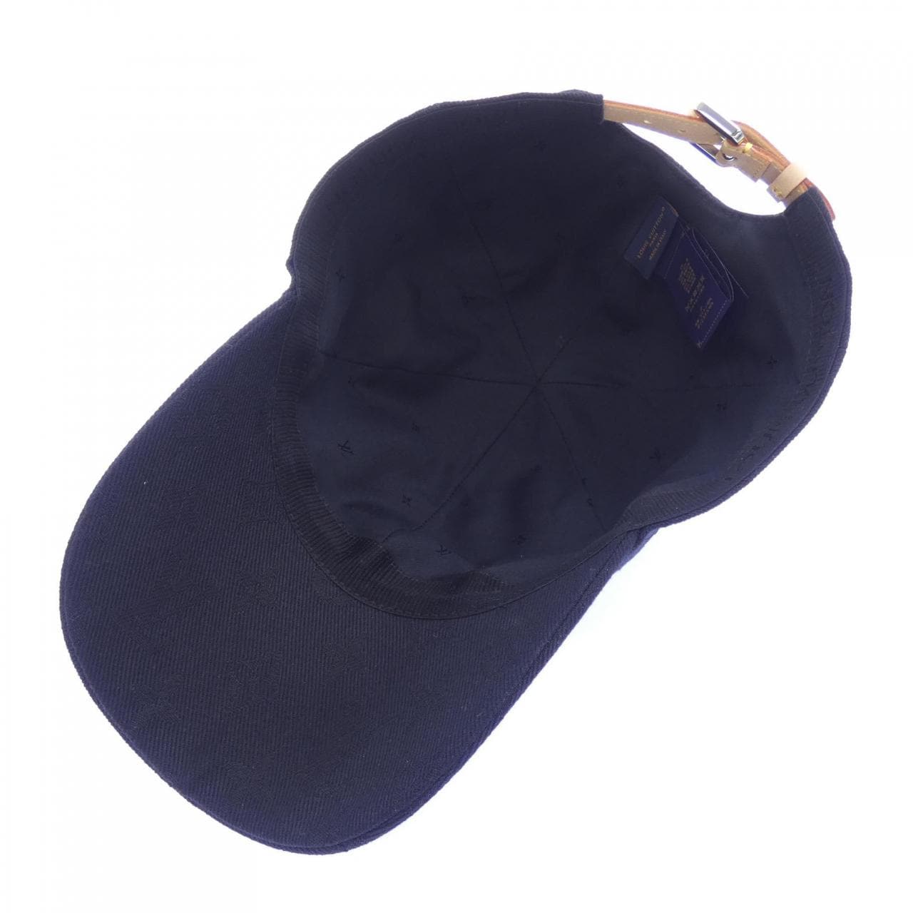 ルイヴィトン LOUIS VUITTON モノグラムエッセンシャル M5381 キャップ