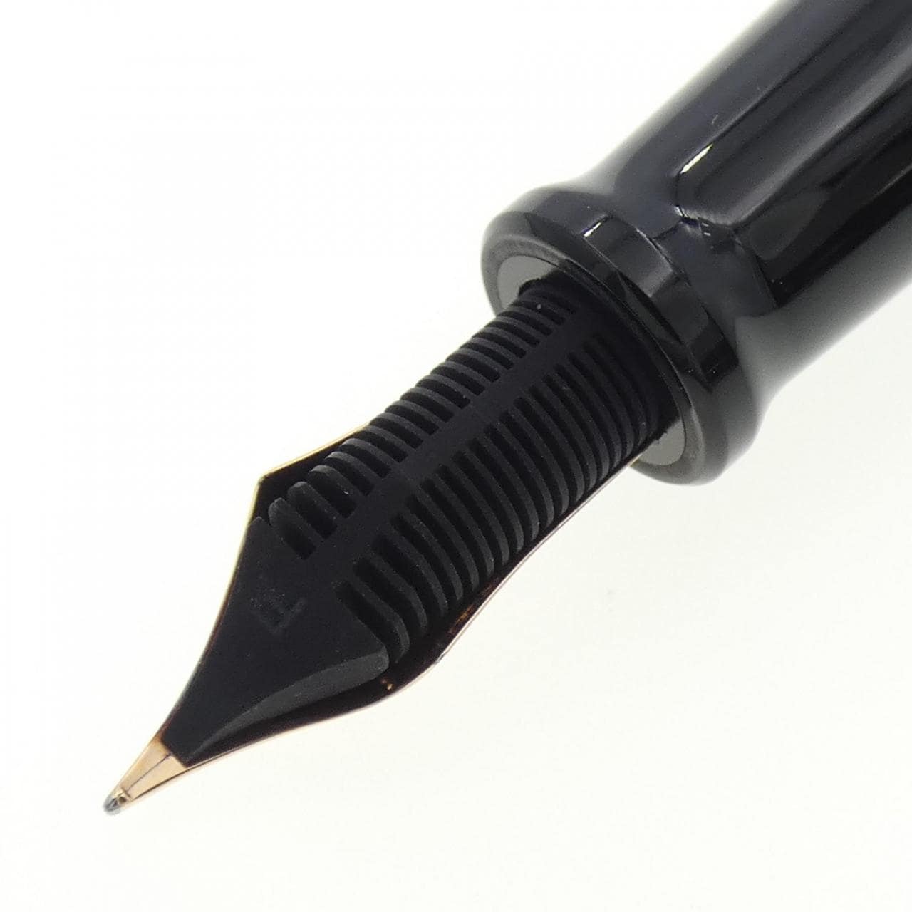 AURORA限量版 88 Nebroza 钢笔