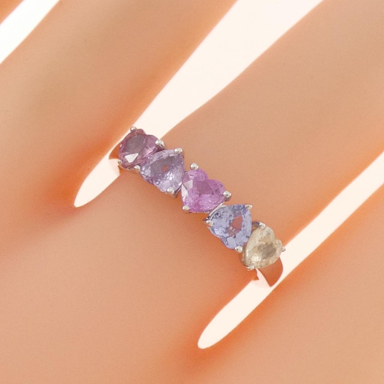 K18WG ハート サファイヤ リング 1.40CT