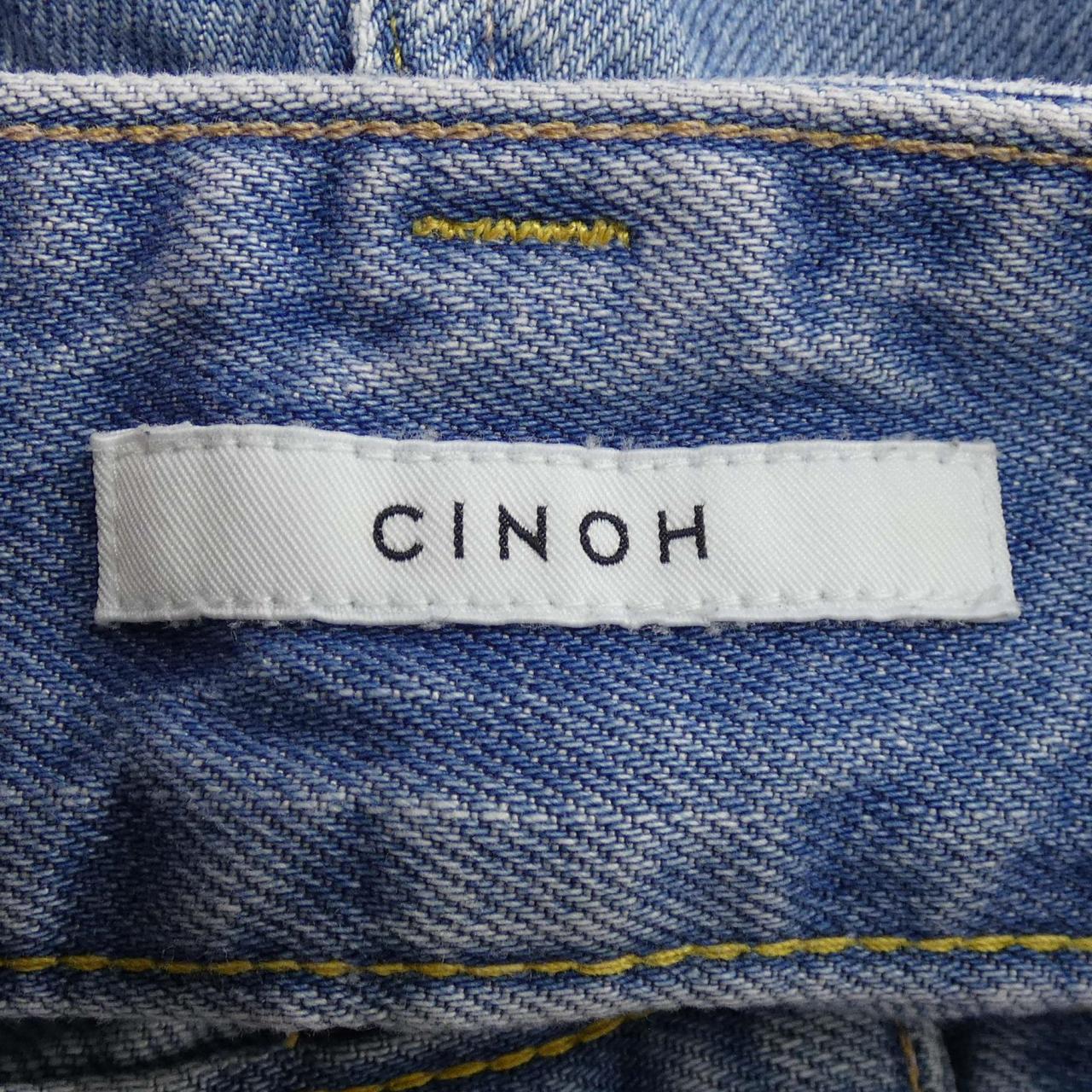 チノ CINOH ジーンズ