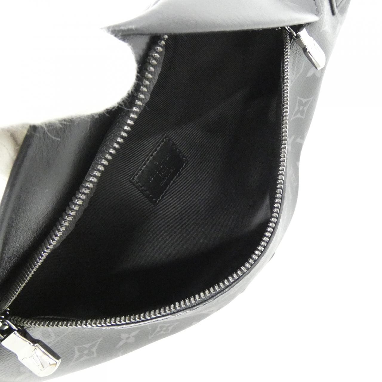 ルイヴィトン モノグラム エクリプス ディスカバリー バムバッグ PM M46035 ショルダーバッグ