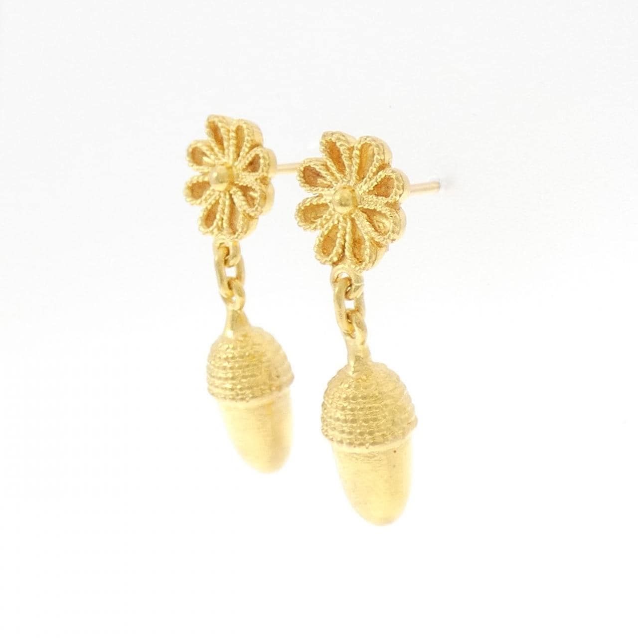 イリアス･ララウニス 750YG フラワー ピアス