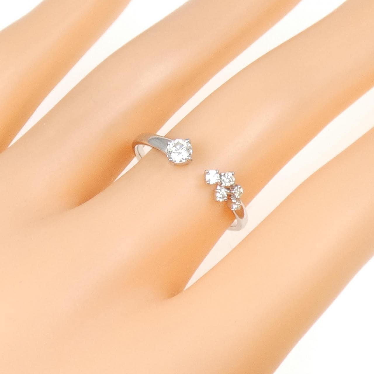 PT900 Diamond Ring 0.25CT