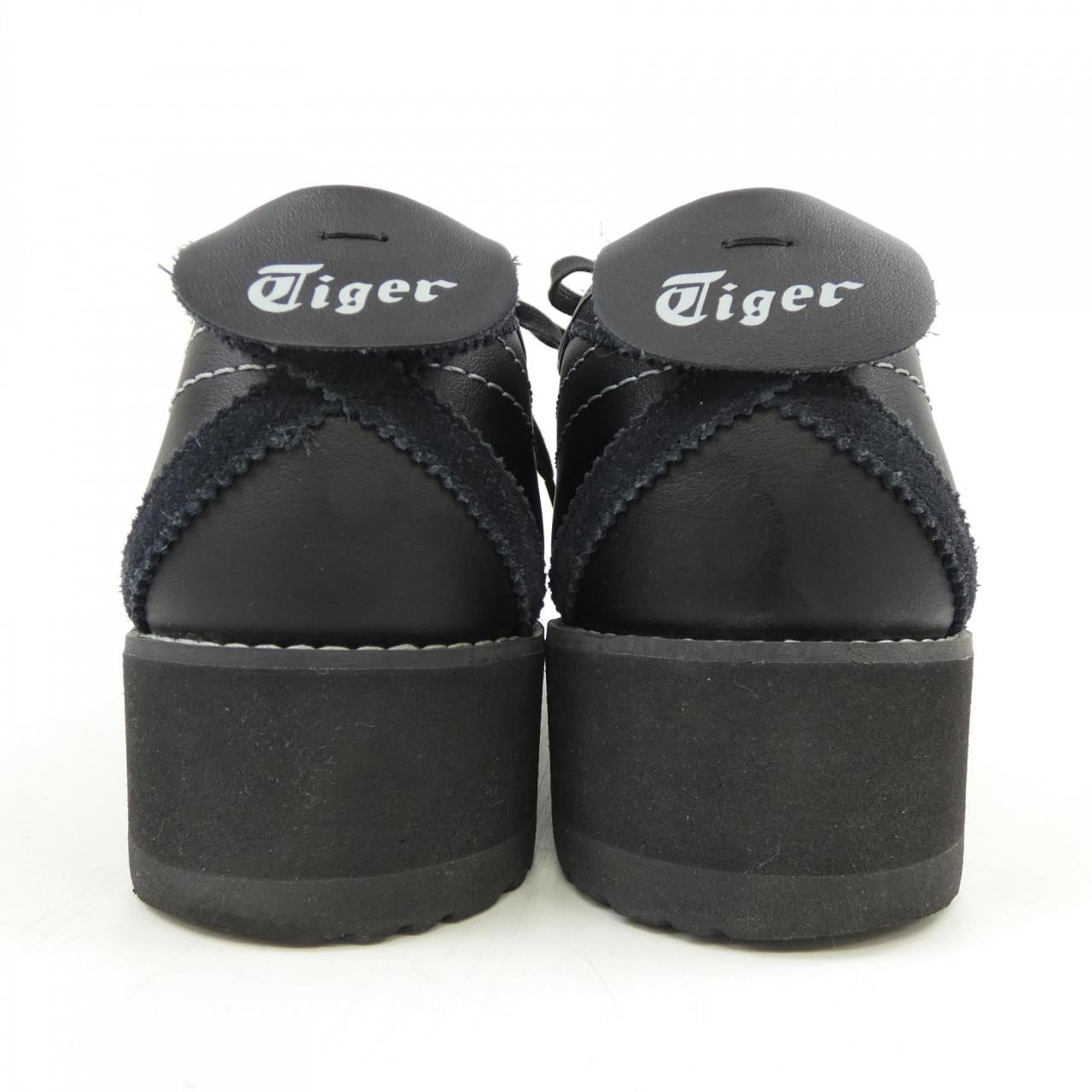 オニツカ タイガー ONITSUKA TIGER スニーカー