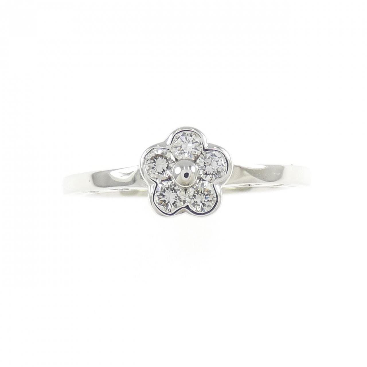 K18WG フラワー ダイヤモンド リング 0.20CT