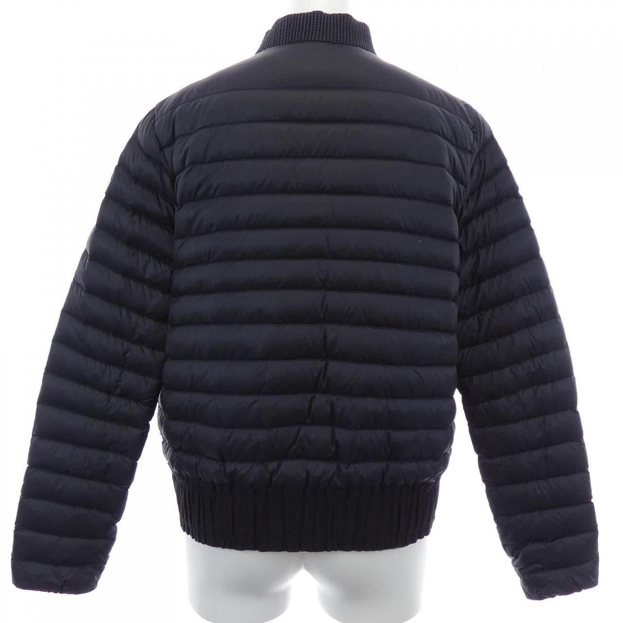 モンクレール MONCLER BARYTINE ダウンジャケット