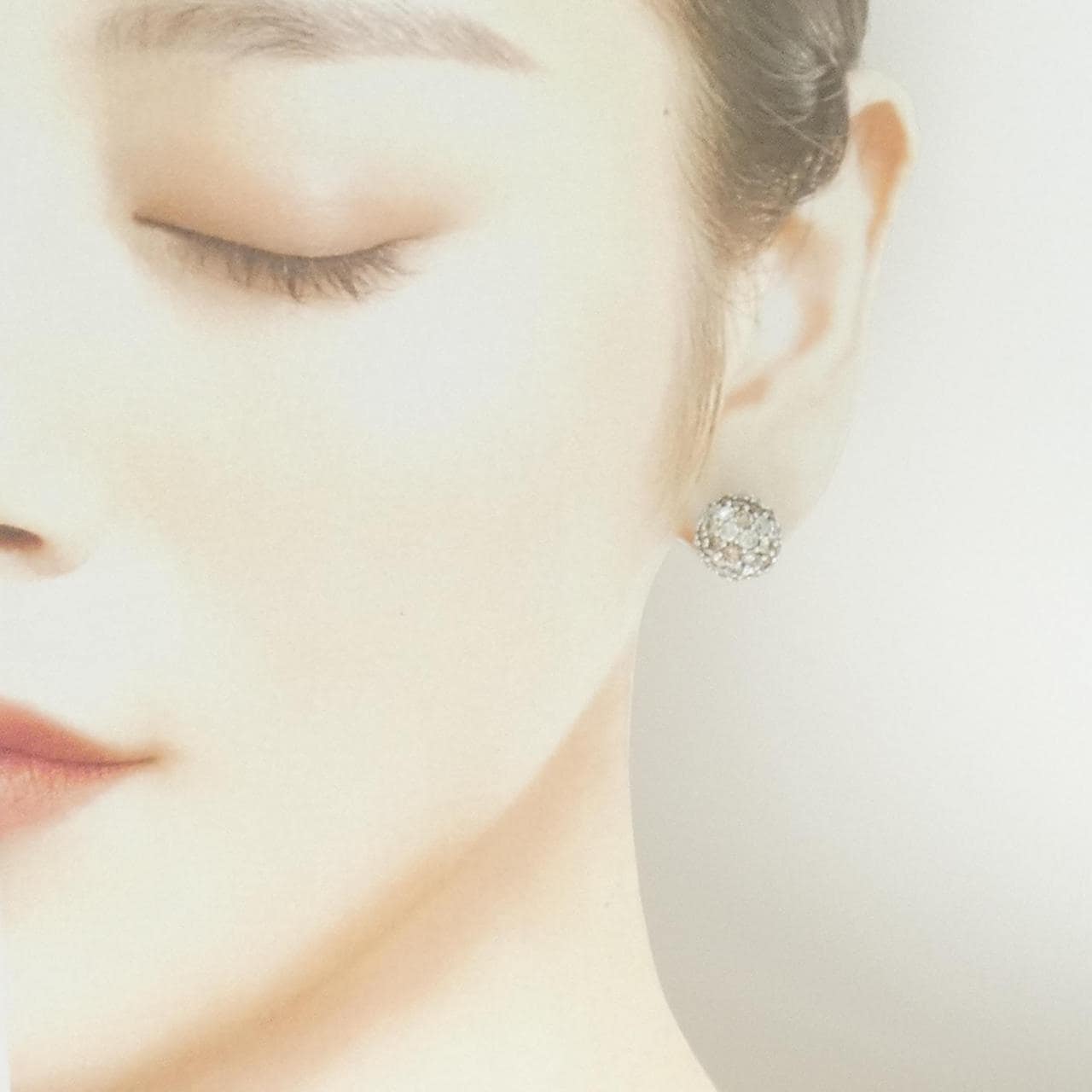 K18WG ダイヤモンド ピアス 4.66CT