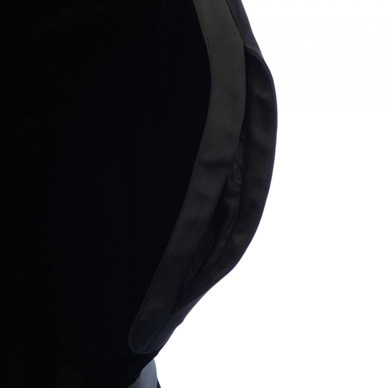 エンポリオアルマーニ EMPORIO ARMANI ワンピース