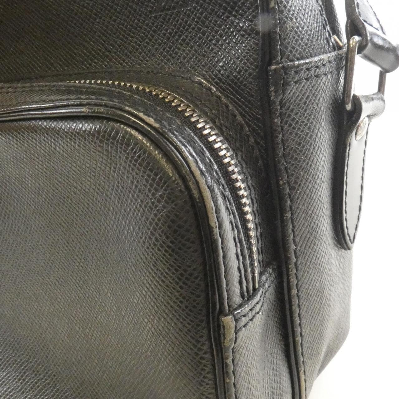 ルイヴィトン タイガ ナイル ショルダーバッグ