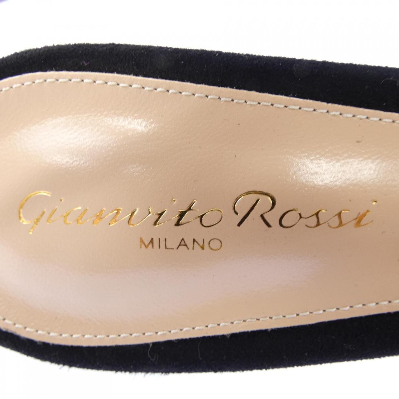 ジャンヴィトロッシ GIANVITO ROSSI パンプス