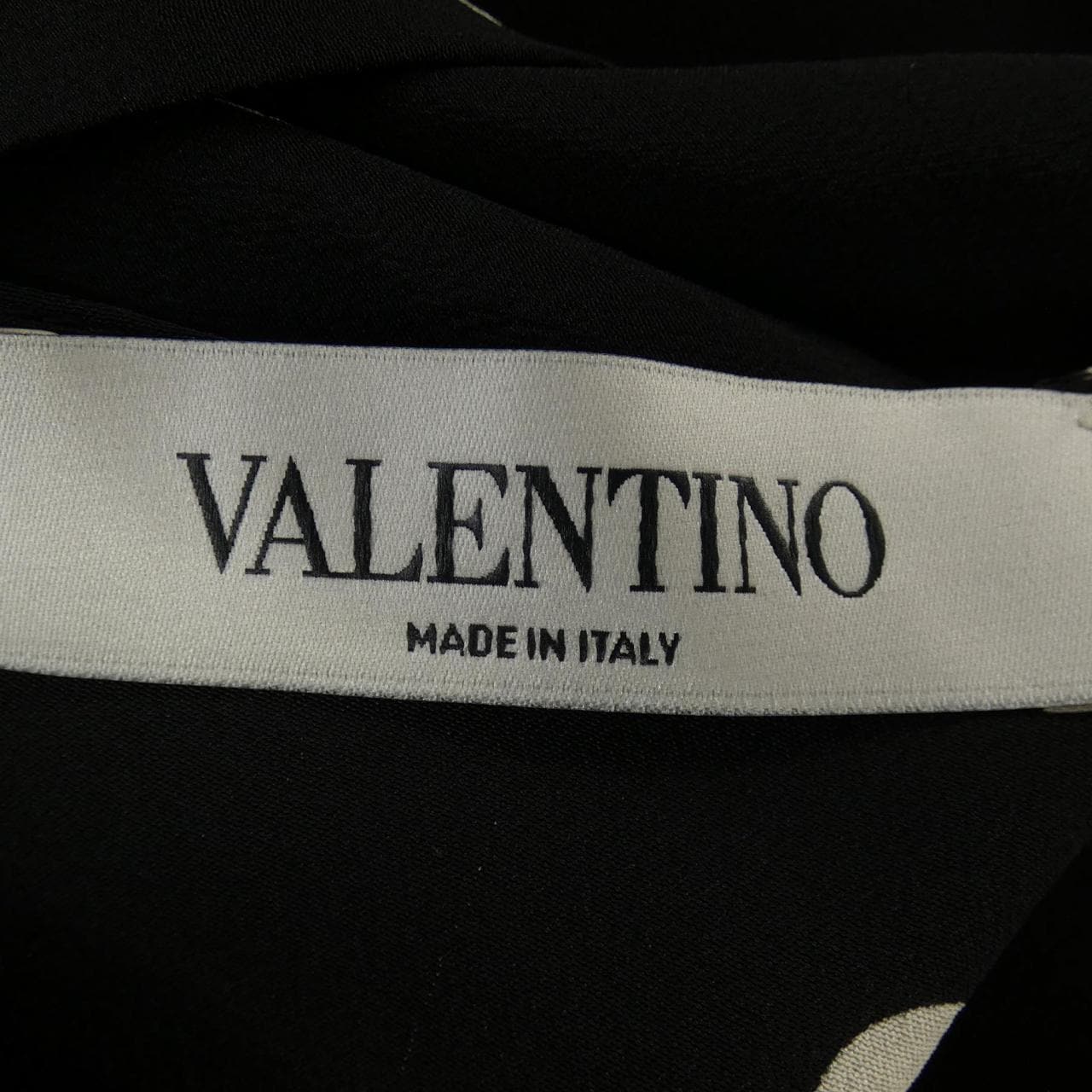 ヴァレンティノ VALENTINO VB3AE5H765K トップス