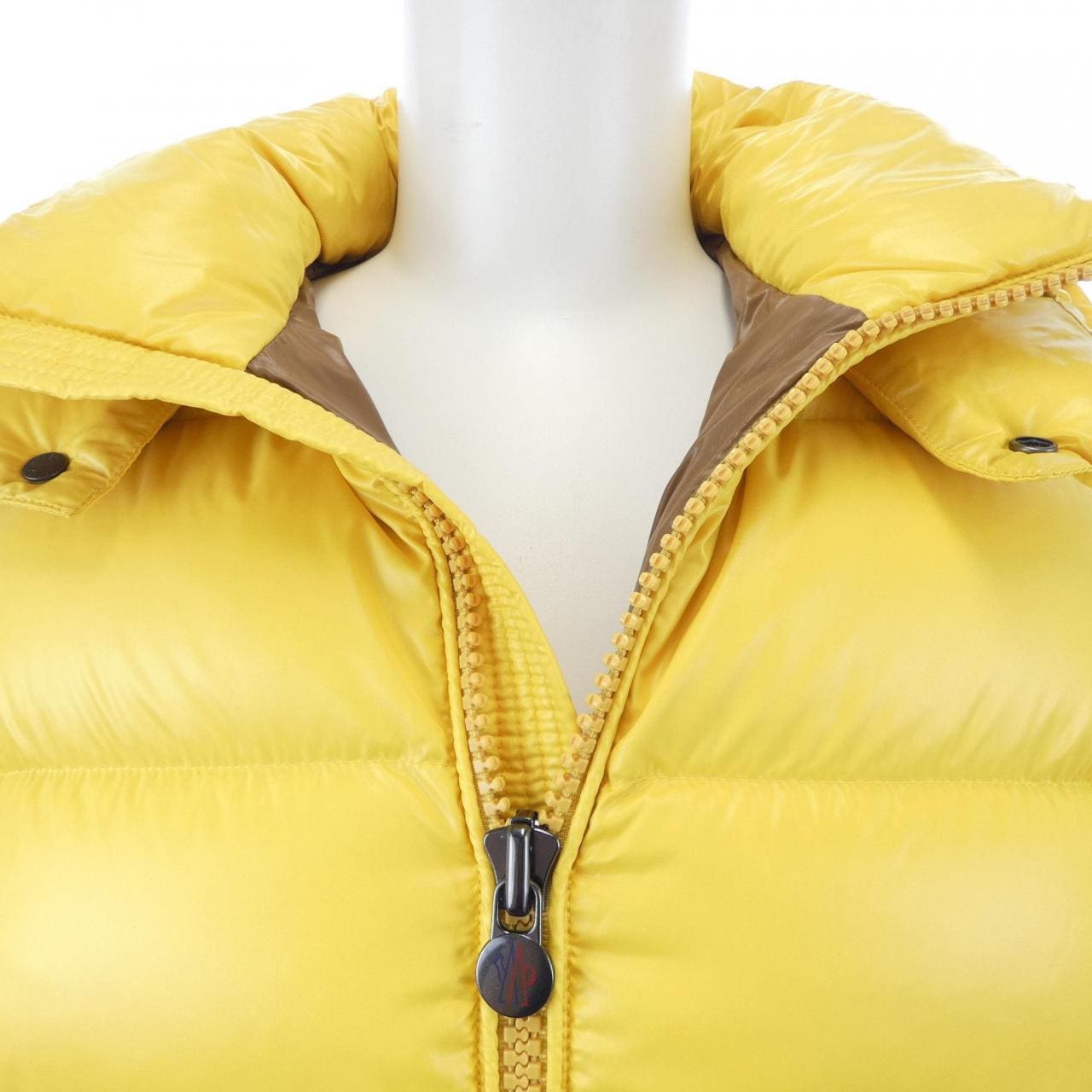モンクレール MONCLER ダウンジャケット