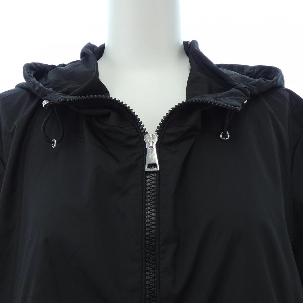 モンクレール MONCLER ブルゾン