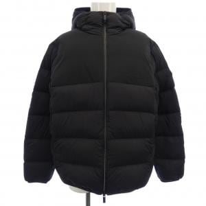 モンクレール MONCLER ダウンジャケット