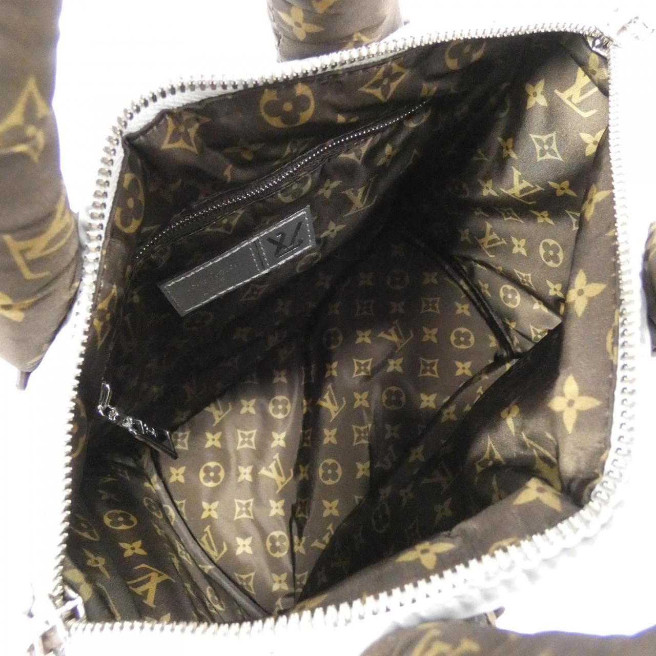 LOUIS VUITTON Monogram（LV 抱枕）Speedy Bandouliere 25 厘米 M20973 波士顿包