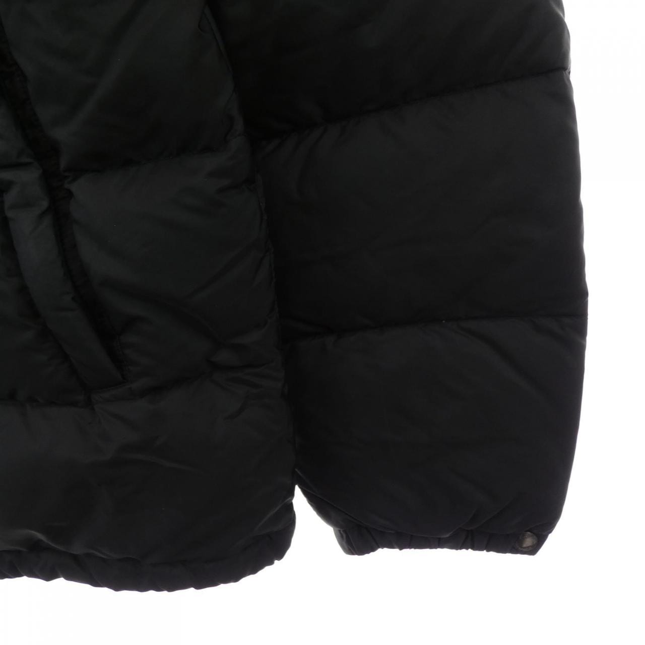 プラダ PRADA トライアングルロゴ SGY091 R132 Q04 ダウンジャケット