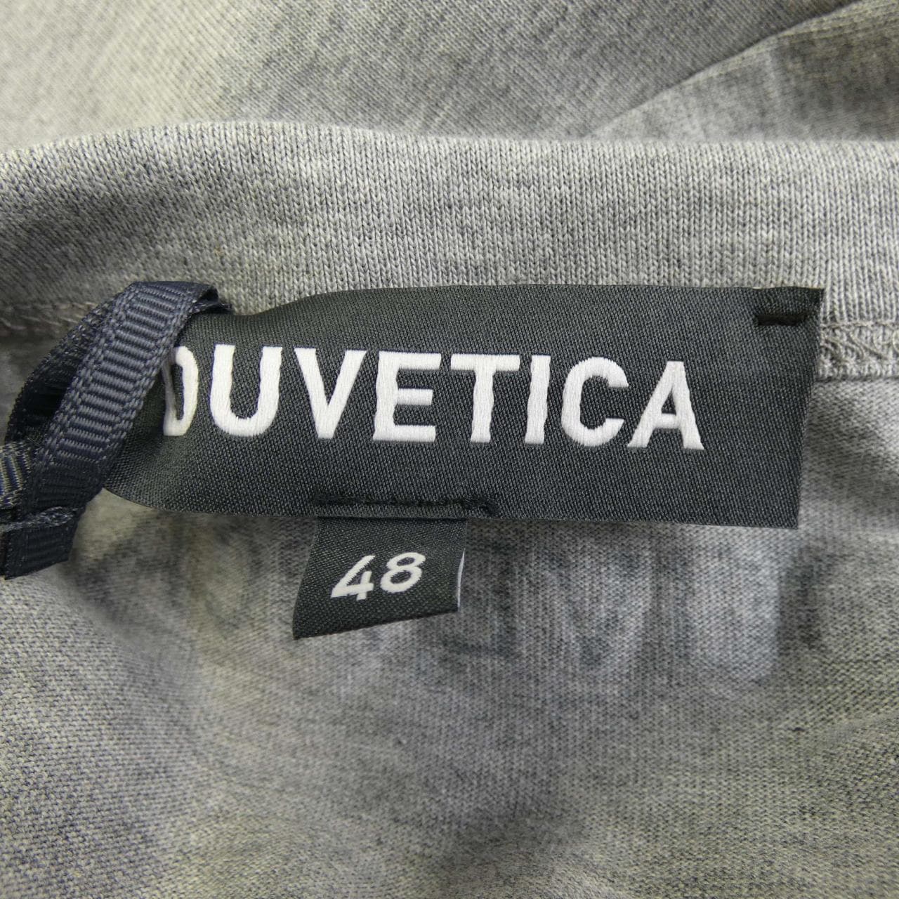 デュベティカ DUVETICA VXRT43131 Tシャツ