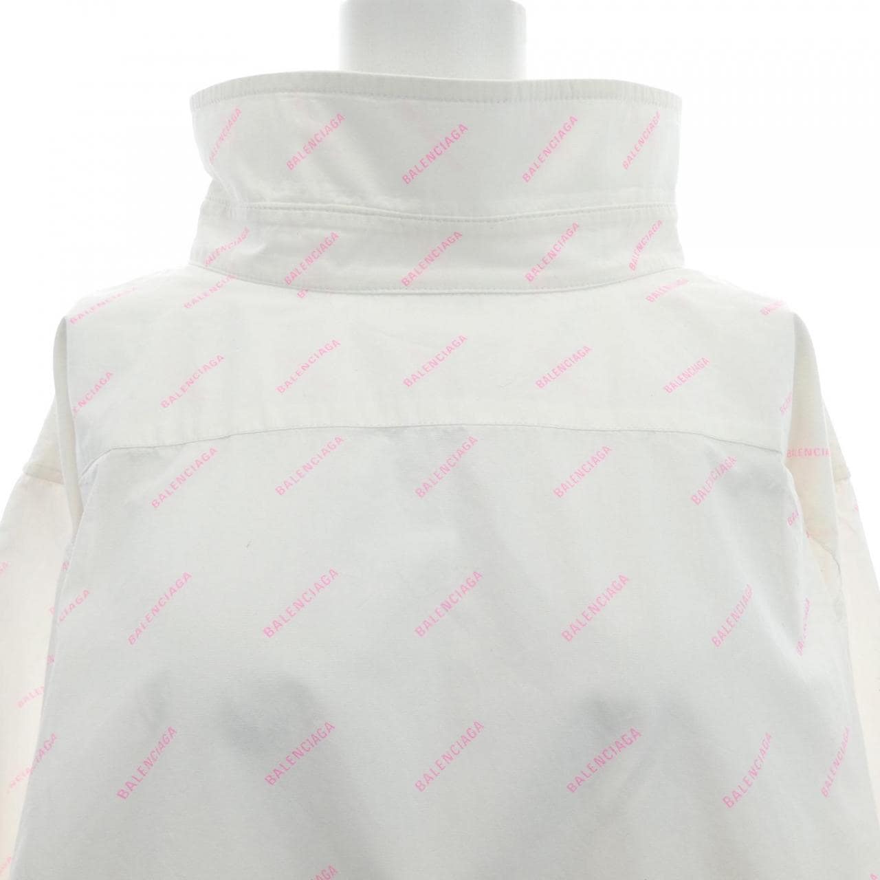 バレンシアガ BALENCIAGA 642303 TBL96 トップス