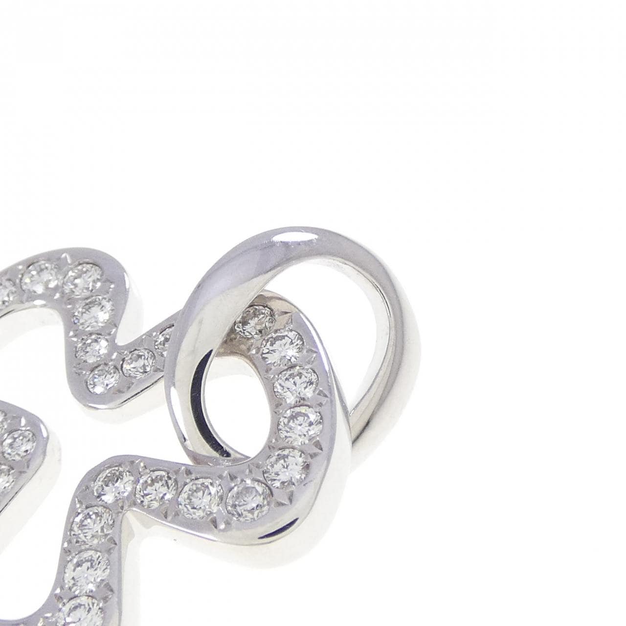 ホアキン ベラオ ダイヤモンド ペンダント