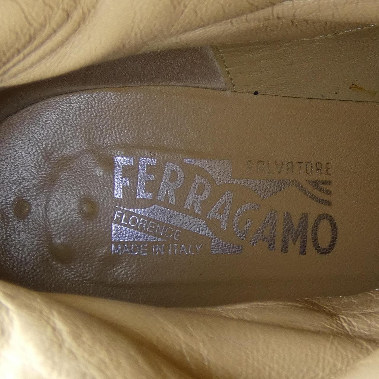 サルヴァトーレフェラガモ SALVATORE FERRAGAMO ブーツ