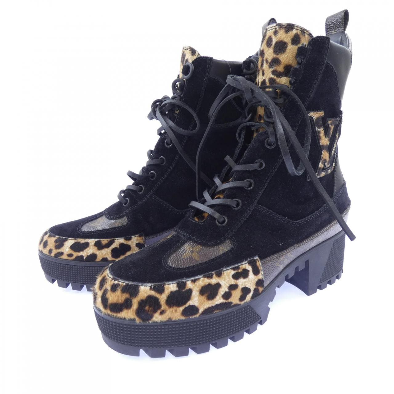 ルイヴィトン LOUIS VUITTON ローリエートライン ブーツ