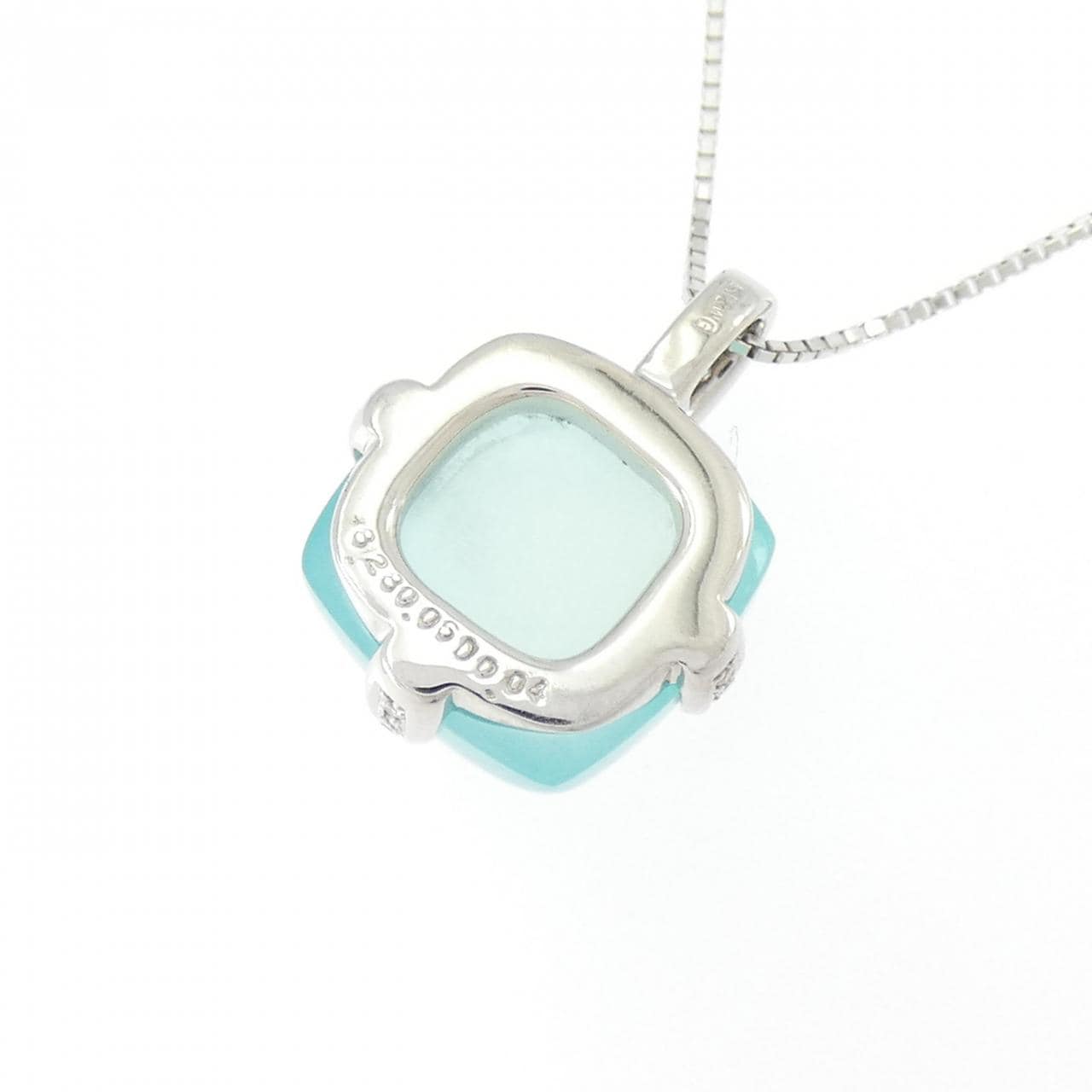 K18WG カルセドニー ネックレス 8.28CT