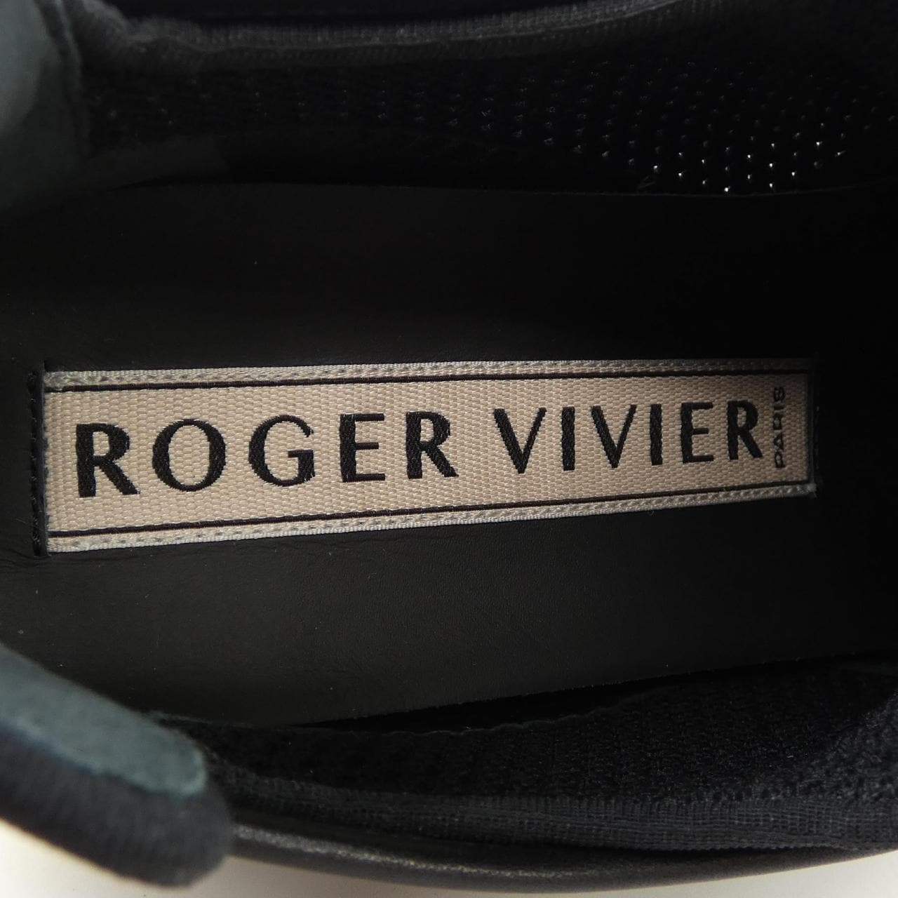ロジェヴィヴィエ ROGER VIVIER スニーカー