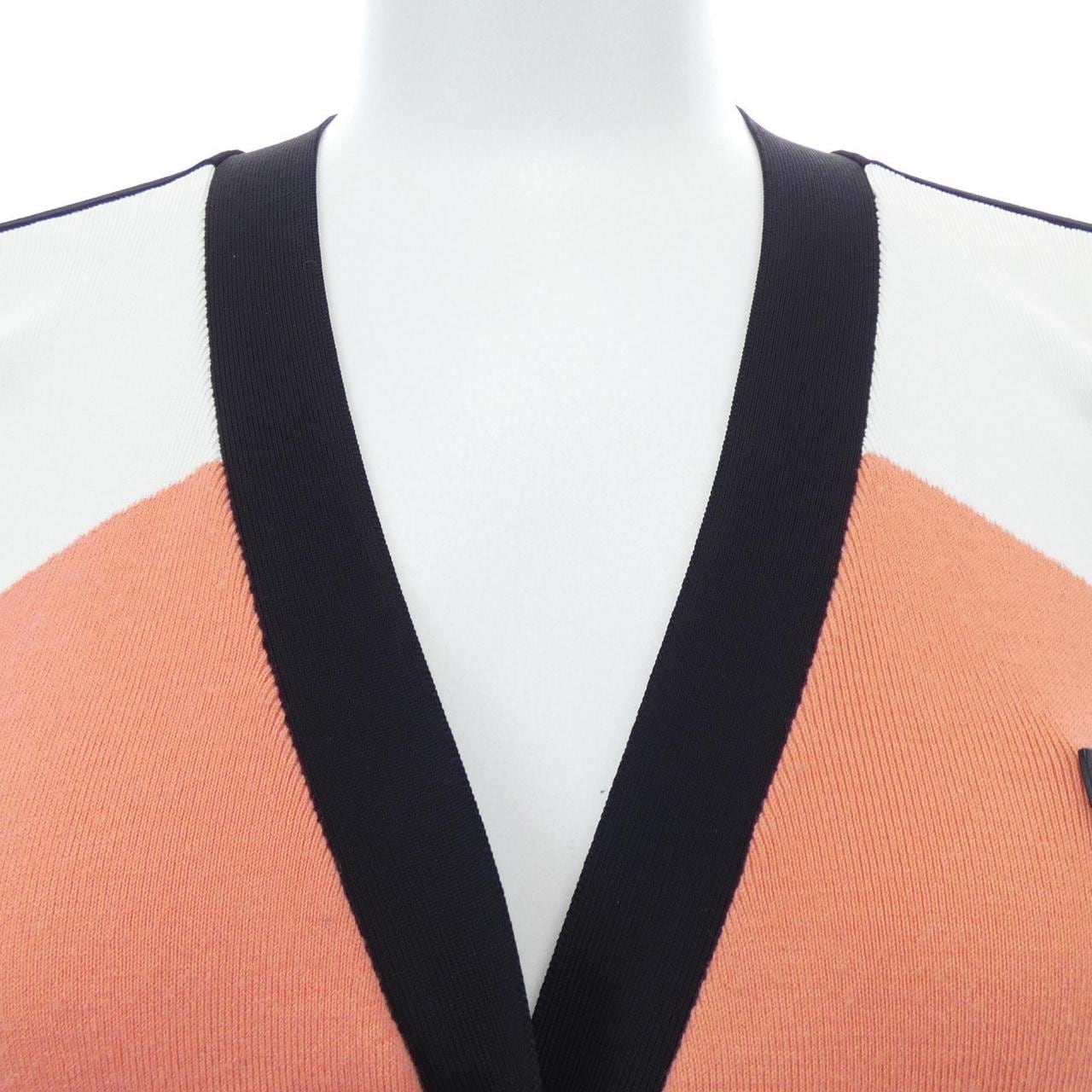 ルイヴィトン LOUIS VUITTON FIKD10TUN ワンピース