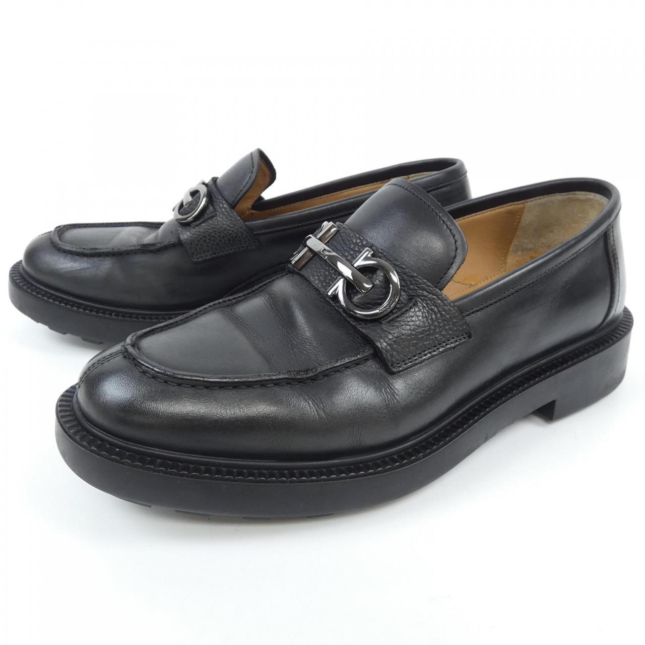 FERRAGAMO鞋