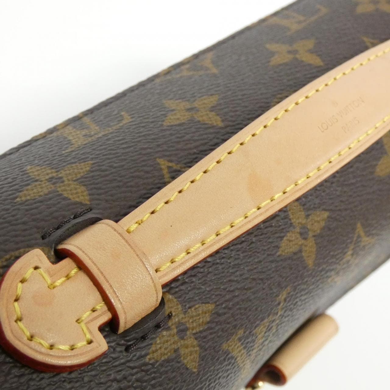 LOUIS VUITTON Monogram Pochette Metis EW M46279 單肩包