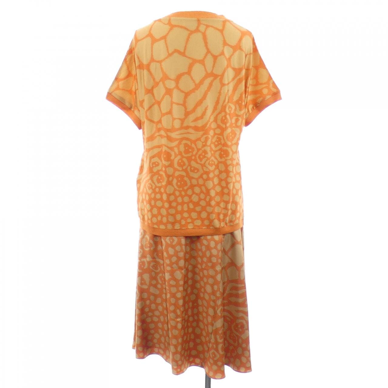 サルヴァトーレフェラガモ SALVATORE FERRAGAMO セットアップ