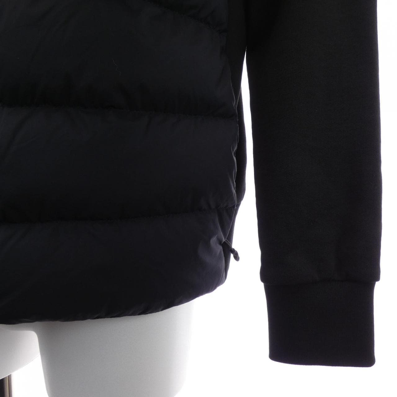 モンクレール MONCLER 20938G00013 ダウンジャケット