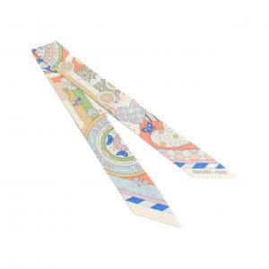 エルメス LES MURMURES DE LA FORET ツイリー 063005S スカーフ