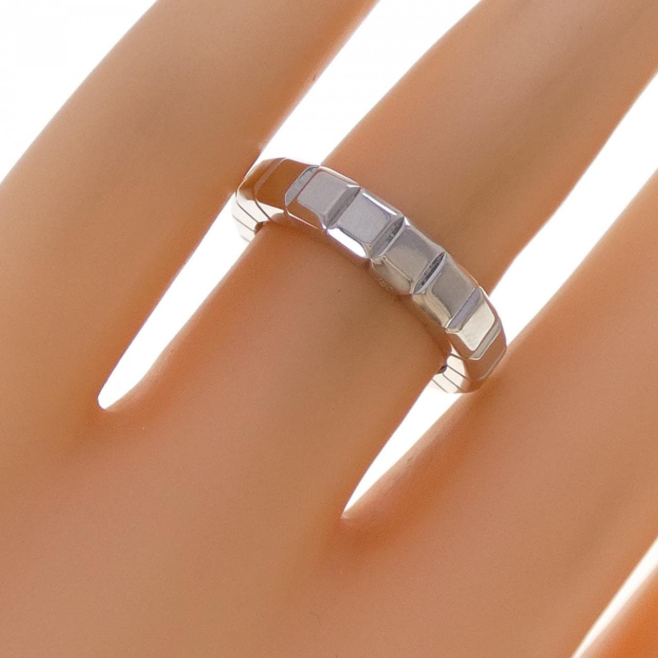 ショパール アイスキューブ リング