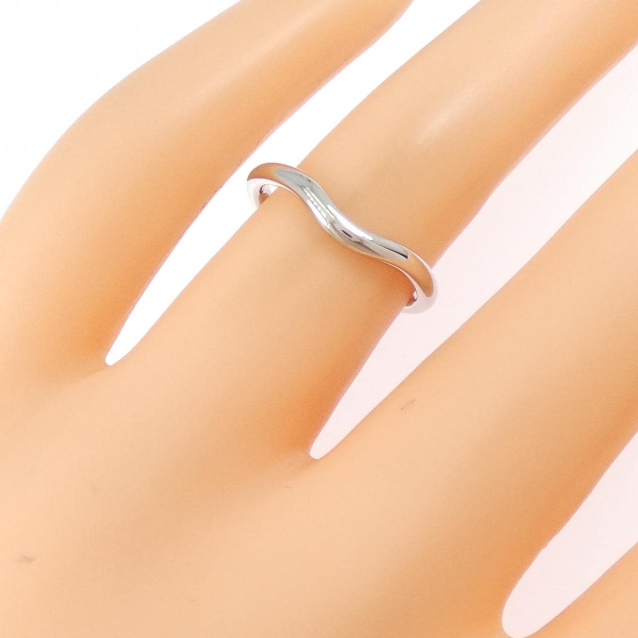 ティファニー カーブド リング