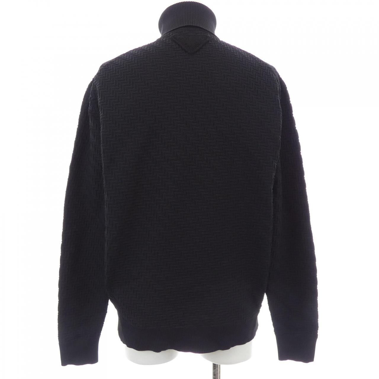 プラダ PRADA トライアングルロゴ UMR605 SOOO 15G0 ニット