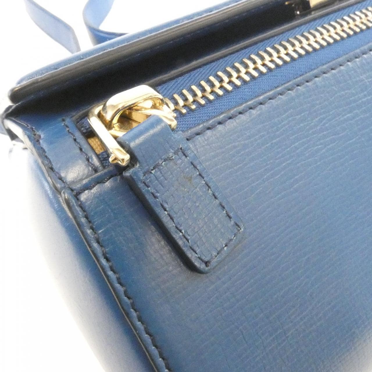 ジバンシー ショルダーバッグ