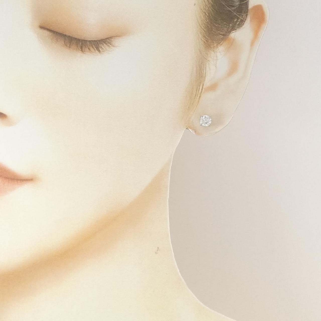 PT900 ダイヤモンド ピアス 0.519CT 片耳