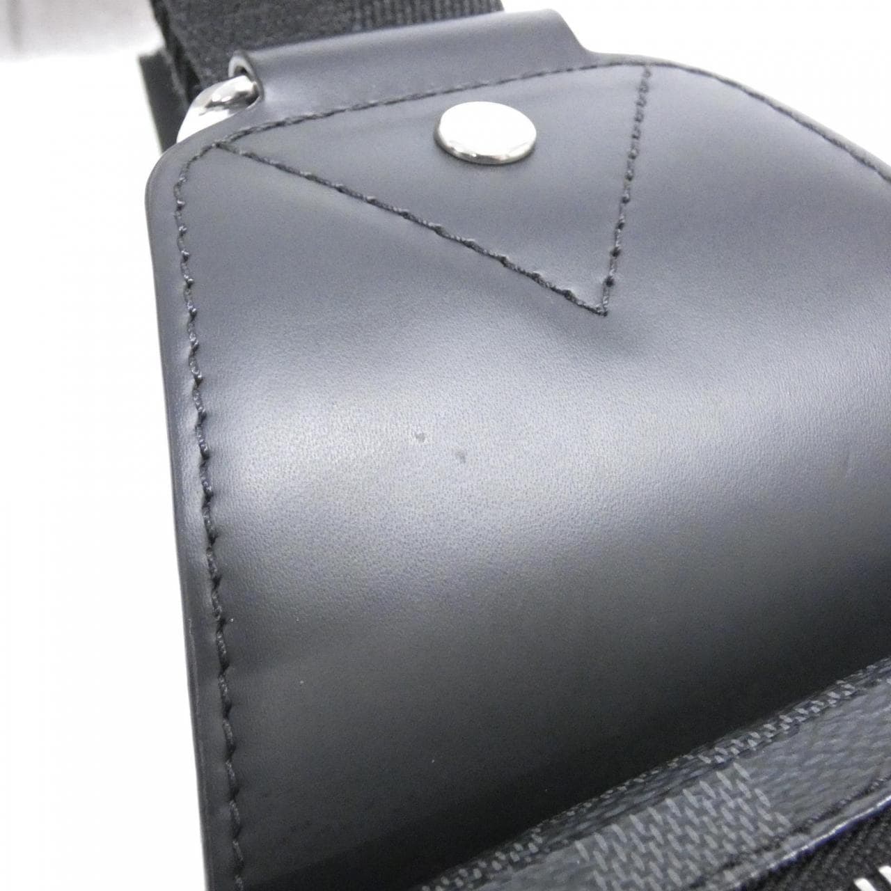 ルイヴィトン ダミエ グラフィット アヴェニュー スリングバッグ N41719 ショルダーバッグ