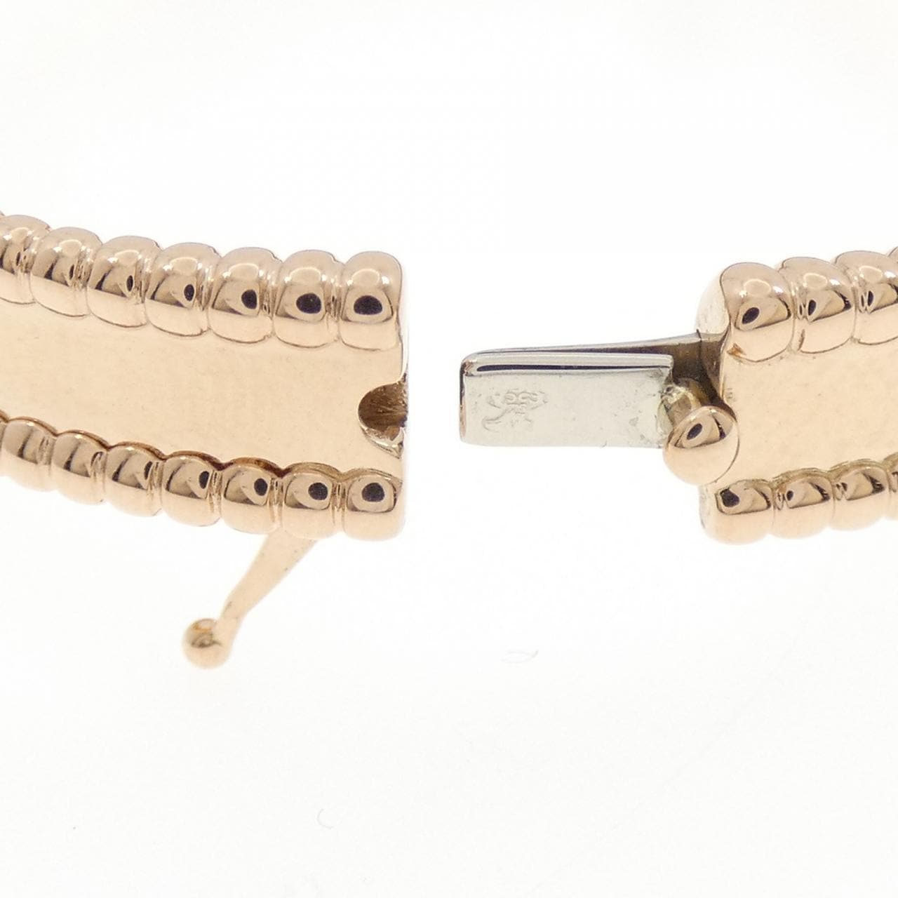 ヴァンクリーフ&アーペル ペルレ シニアチュール バングル