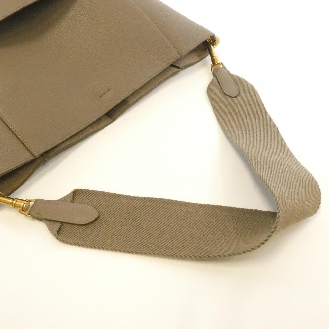 セリーヌ サングル バケット 189593AH4 ショルダーバッグ